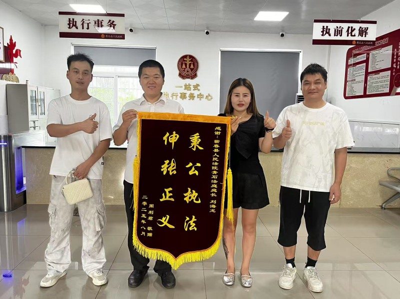 0c0ea672ab90bb0b5ca60b575a48e38_副本.jpg